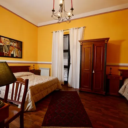 Hotel Amadeus 3*