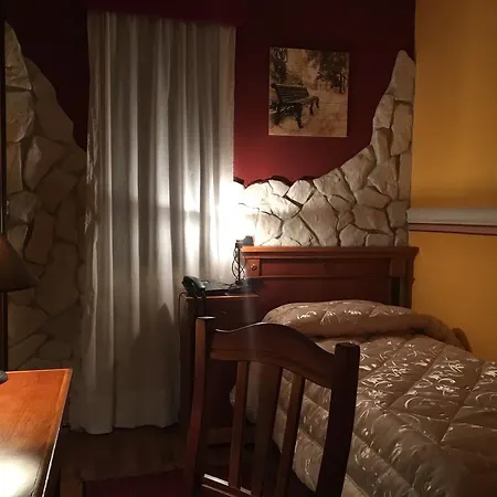 Amadeus Hotel